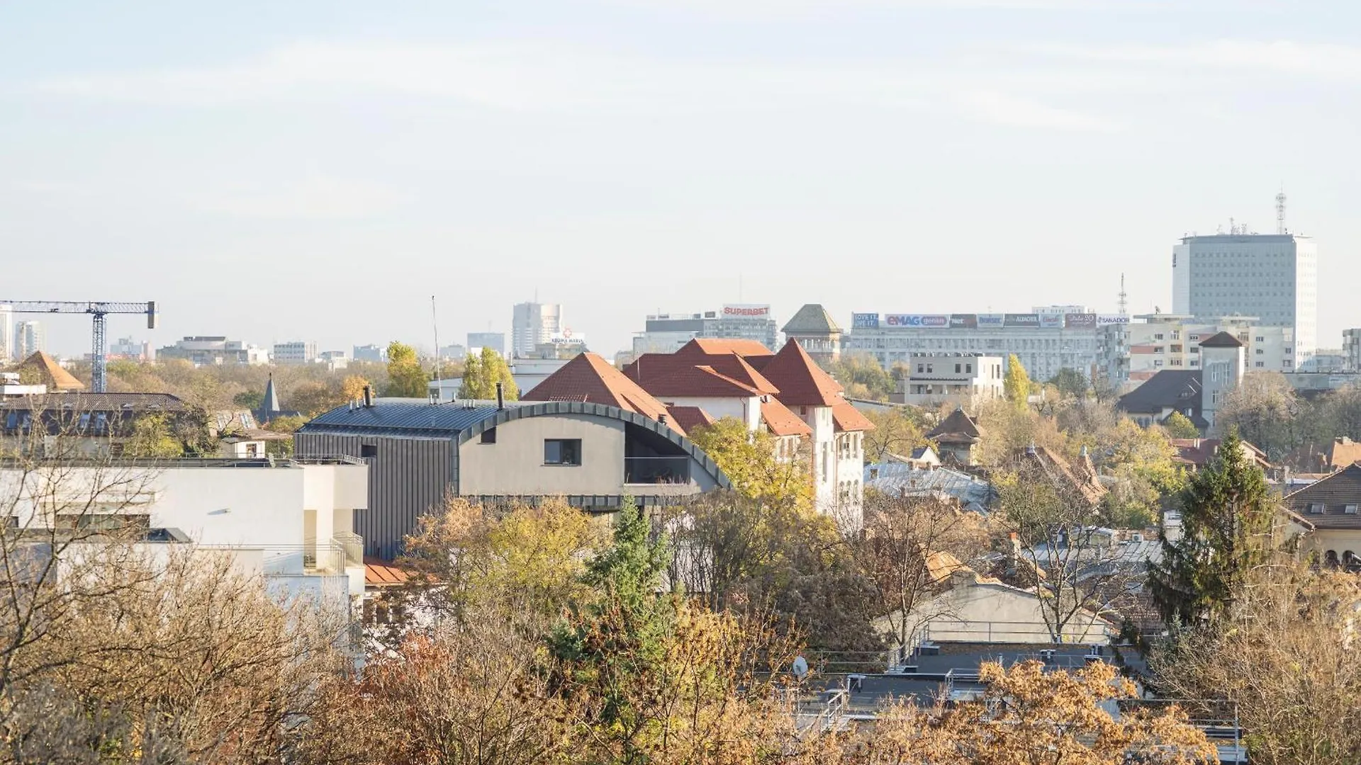 Amazing City Views - Charming Penthouse & Aparment Bucareste