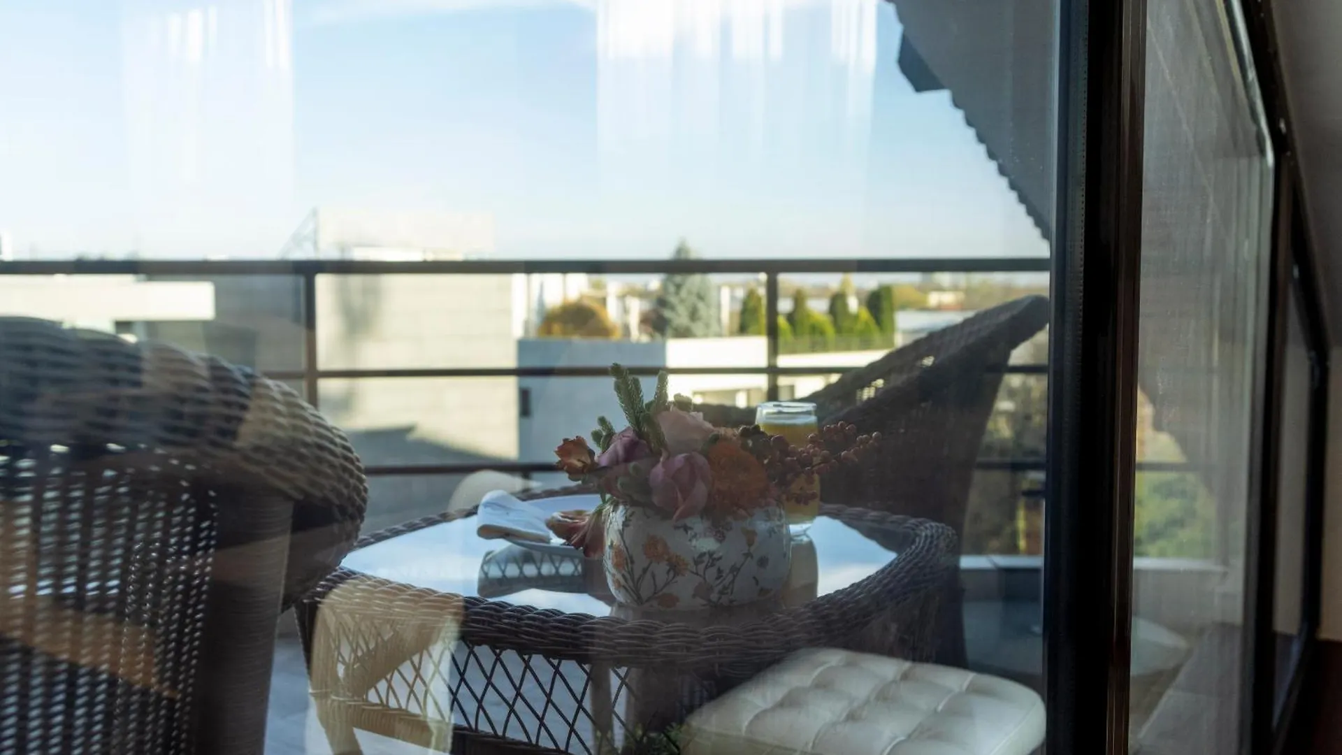 Amazing City Views - Charming Penthouse & Aparment Bucareste 0*,  Roménia