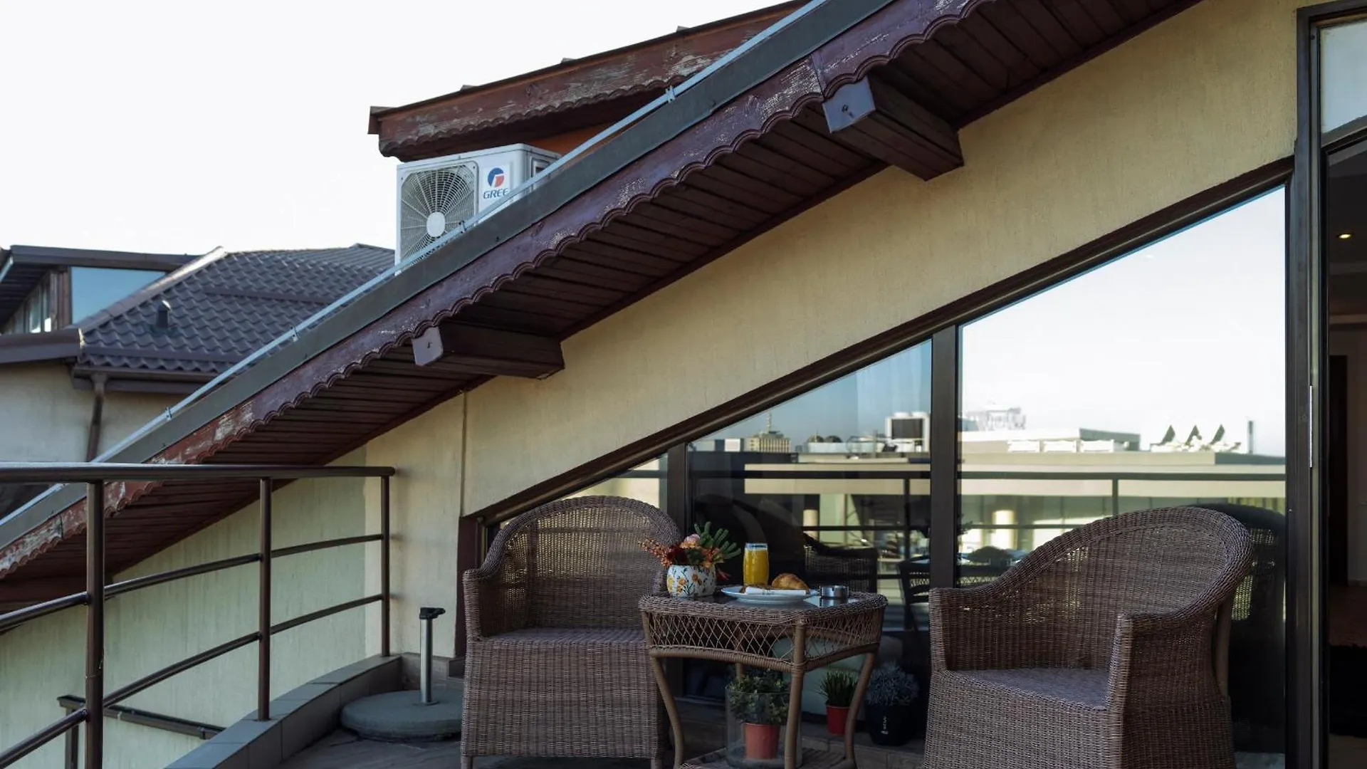 Apartamento Amazing City Views - Charming Penthouse & Aparment Bucareste Roménia