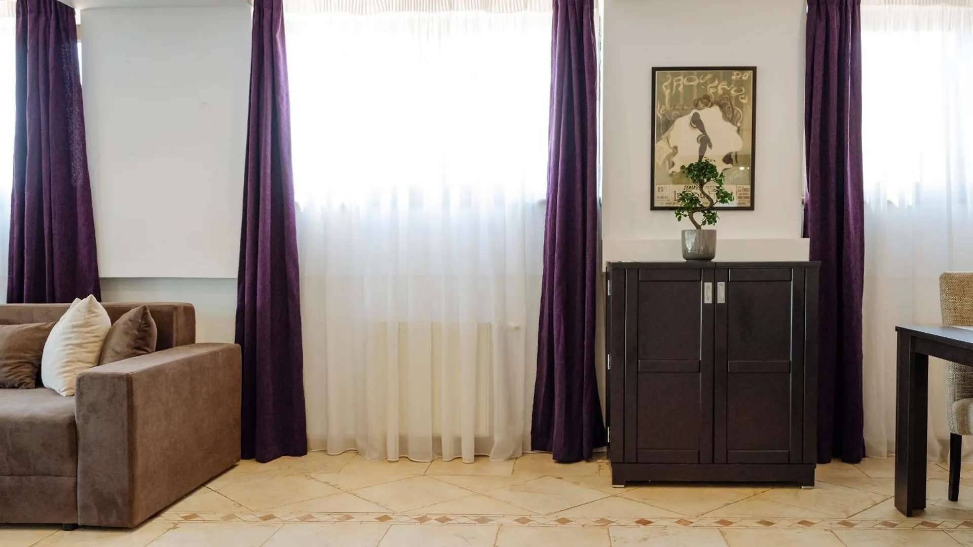 Amazing City Views - Charming Penthouse & Aparment Bucareste Apartamento