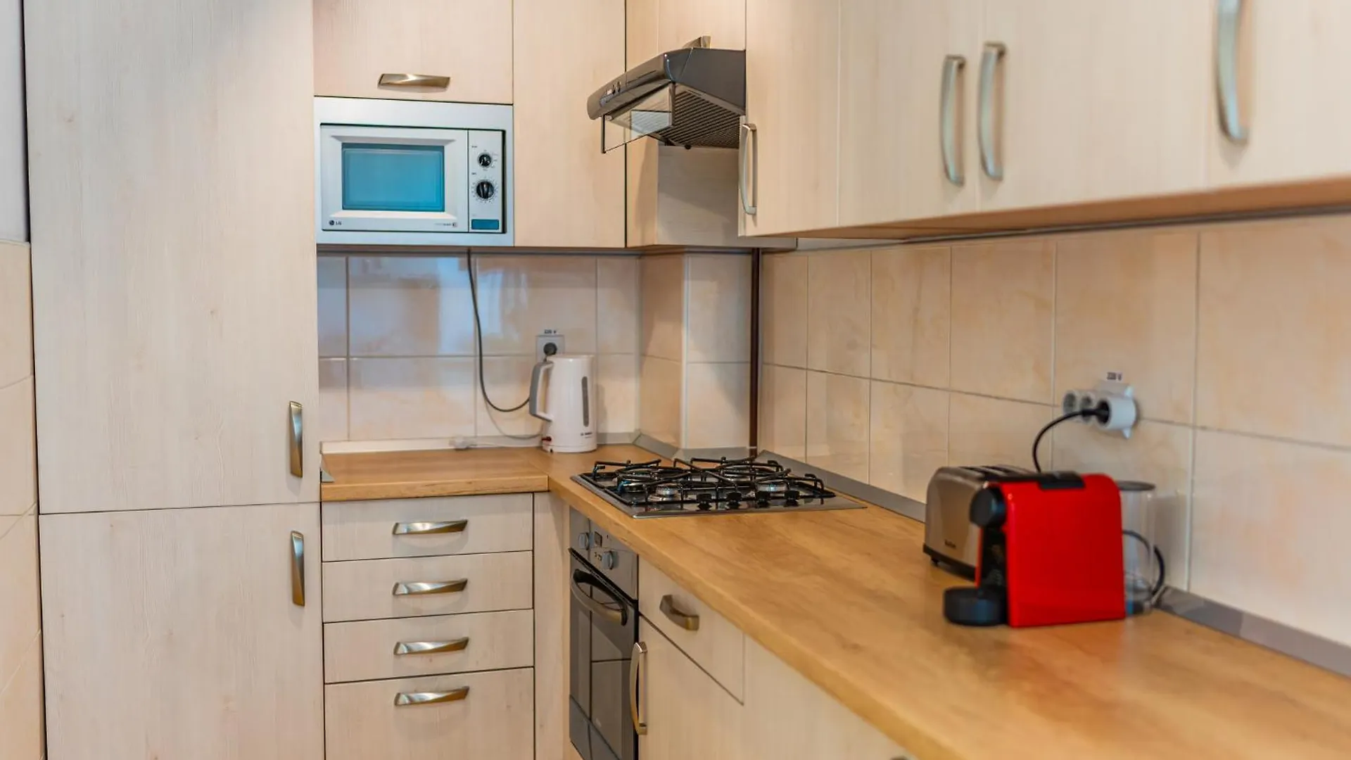 Apartamento Amazing City Views - Charming Penthouse & Aparment Bucareste