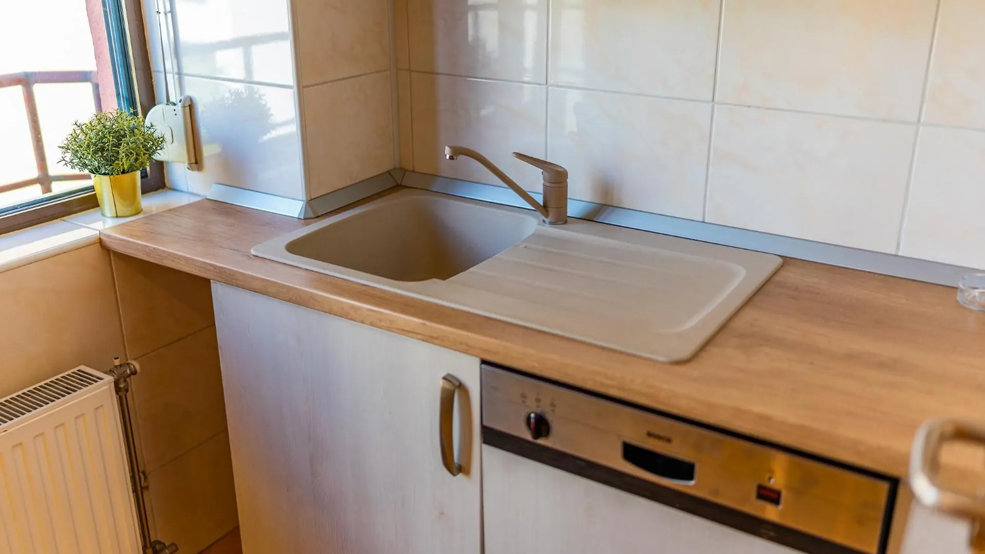 Apartamento Amazing City Views - Charming Penthouse & Aparment Bucareste Roménia
