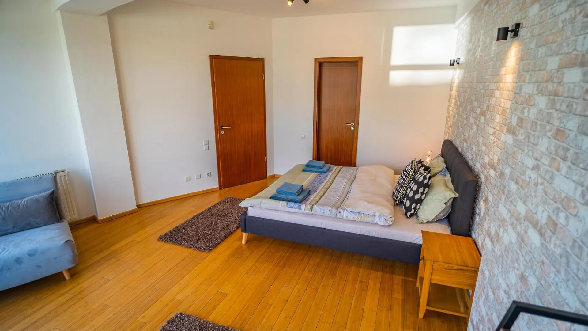 Amazing City Views - Charming Penthouse & Aparment 부쿠레슈티 루마니아